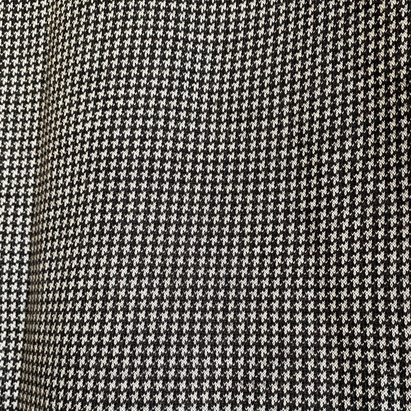 Vintage METRO Collection New York 10001 Black and White Skirt - Picture 3 of 7